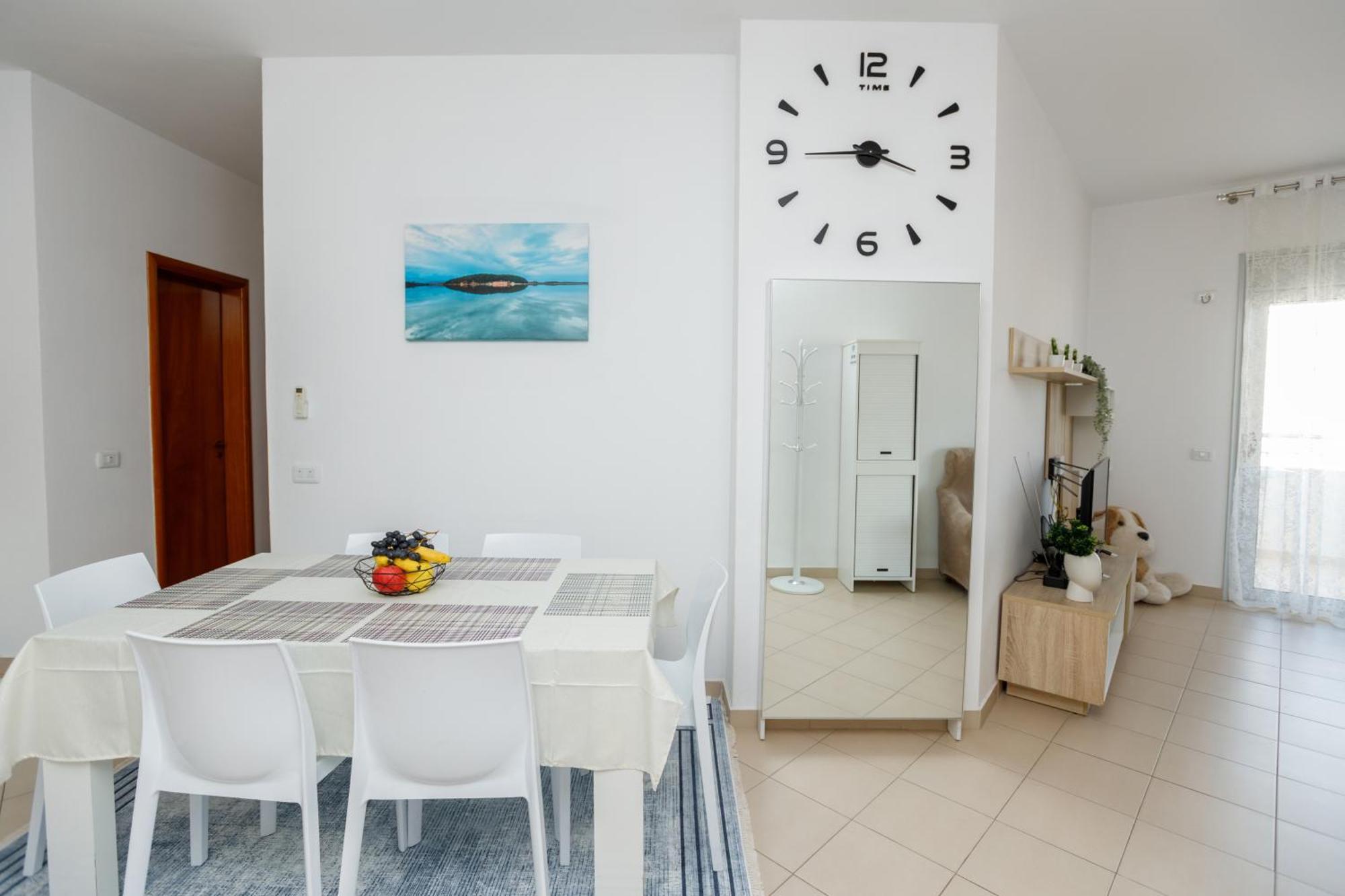 Gus Apartament Vlorë מראה חיצוני תמונה